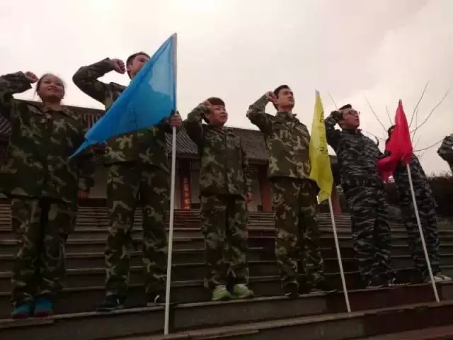 齊心奮進(jìn)，夢想起航，遠(yuǎn)景裝飾2015啟動大會-全員會師