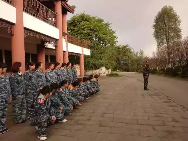 齊心奮進(jìn)，夢想起航，遠(yuǎn)景裝飾2015啟動大會-全員會師